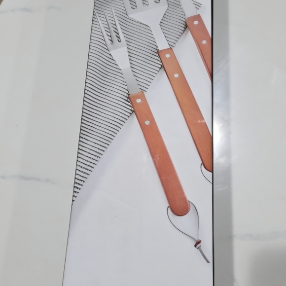 The Cellar Farm Fresh Bbq 3 Piece Wood Tool Set. - Picture 3 of 8